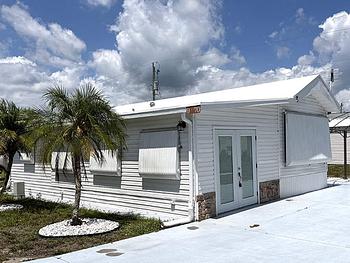 Thumbnail of mobile home