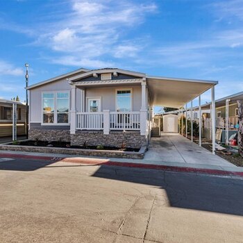 Thumbnail of mobile home