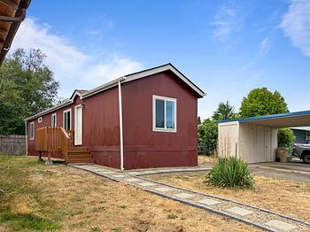 Thumbnail of mobile home
