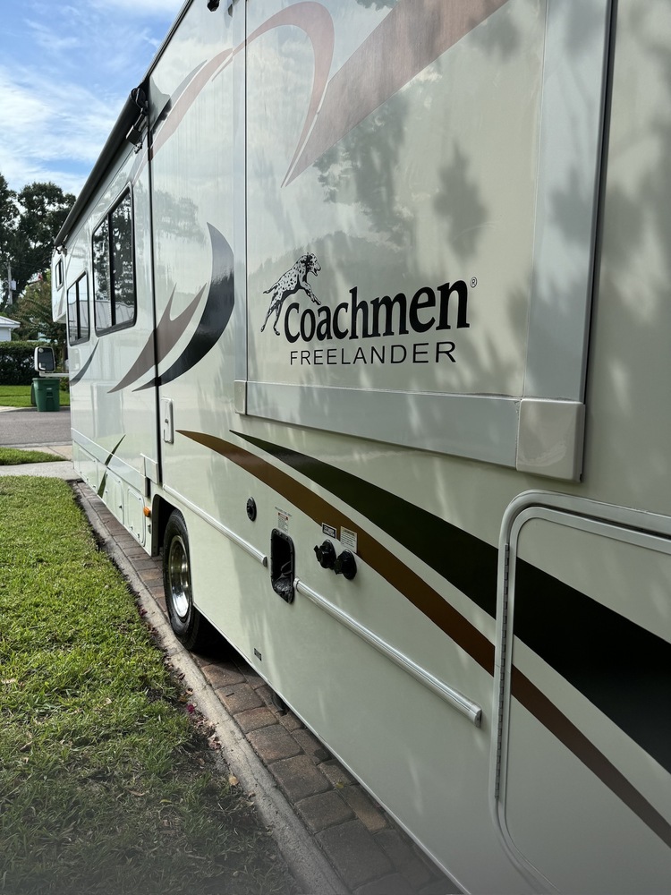 Photo of Rv