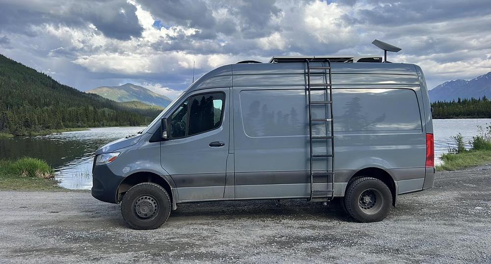 Photo of Rv
