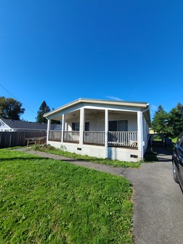 Thumbnail of mobile home