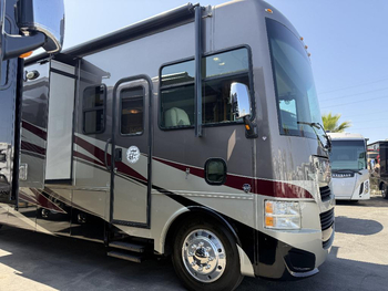 Thumbnail of RV