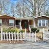 Mobile Home for Sale: 3 Bed 3 Bath 1988 Mobile Home