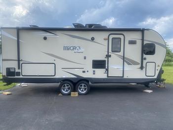 Thumbnail of RV