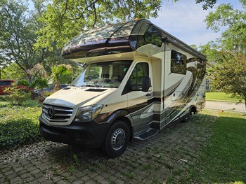 Thumbnail of RV