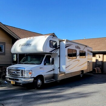 Thumbnail of RV