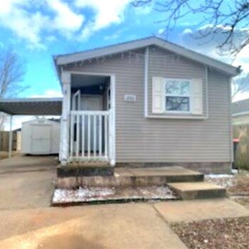 Thumbnail of mobile home