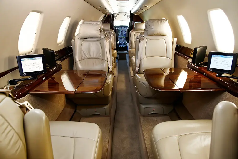7619/cessna-citation-sovereign-2006-flightmarket-id-7619-17042.webp