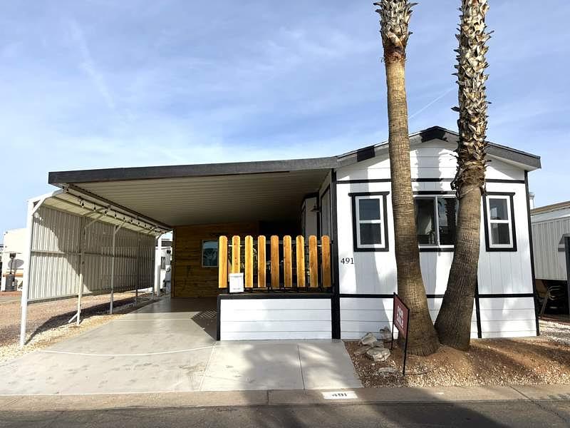 Photo of Mobile Home