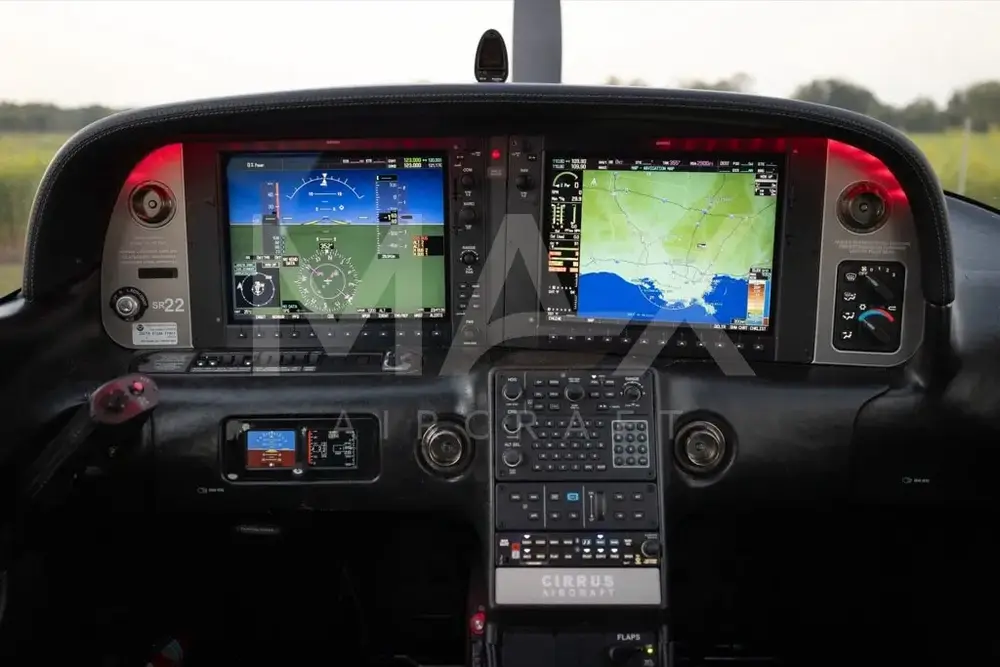 7423/cirrus-sr22-g5-2016-flightmarket-id-7423-34004.webp