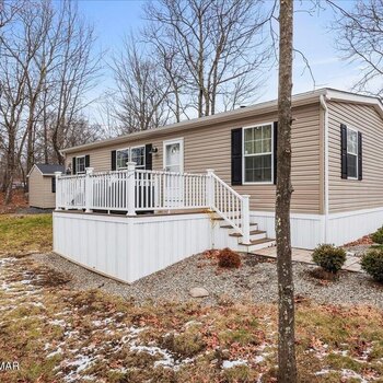 Thumbnail of mobile home