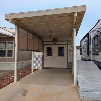 Thumbnail of mobile home lot