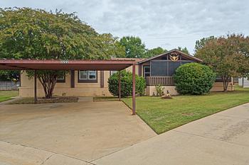 Photo of Spacious Living & Exceptional Value in Euless!