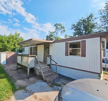 Thumbnail of mobile home