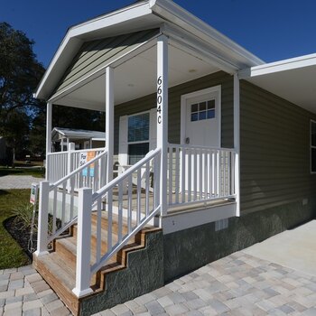 Thumbnail of mobile home