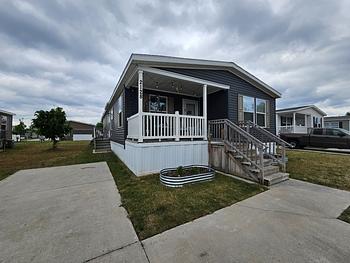 Thumbnail of mobile home