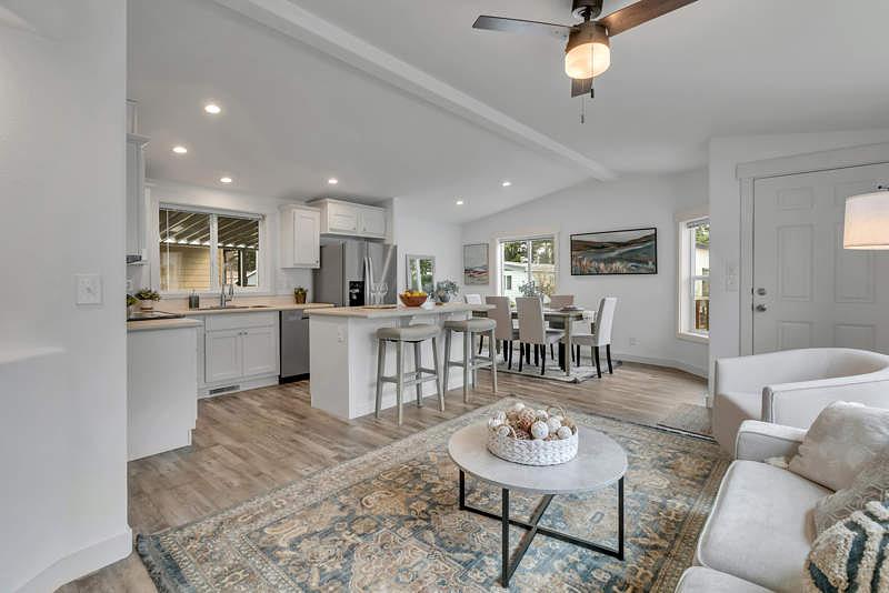 Photo of Mobile Home