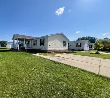 Thumbnail of mobile home