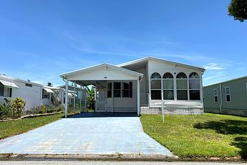 Thumbnail of mobile home