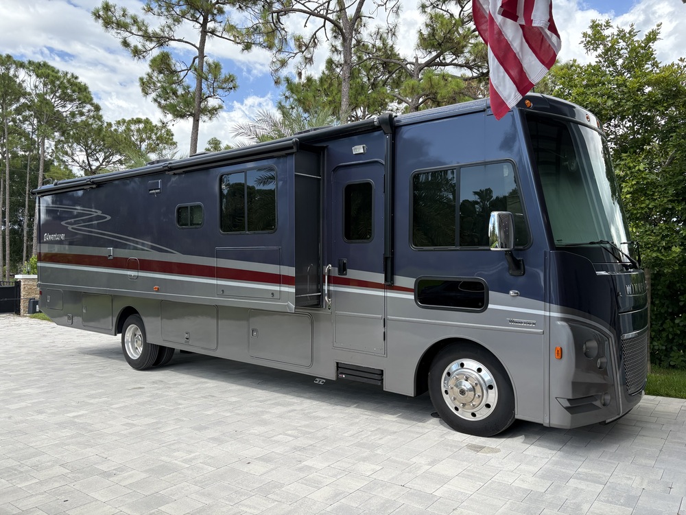 Photo of Rv