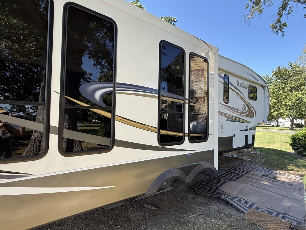 Photo of Rv