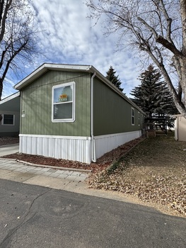 Thumbnail of mobile home