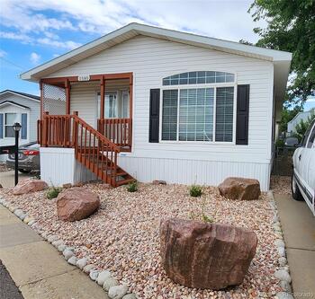 Thumbnail of mobile home