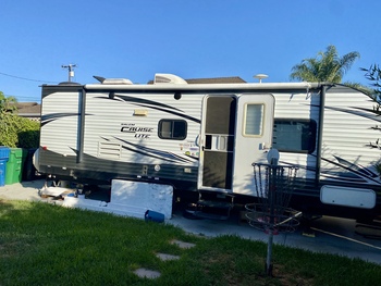 Thumbnail of RV