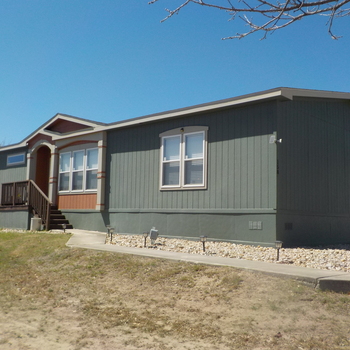 Thumbnail of mobile home