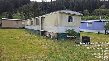 Thumbnail of mobile home