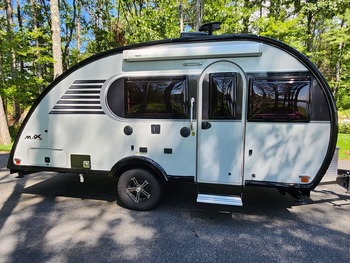 Thumbnail of RV