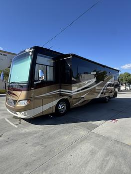 Thumbnail of RV