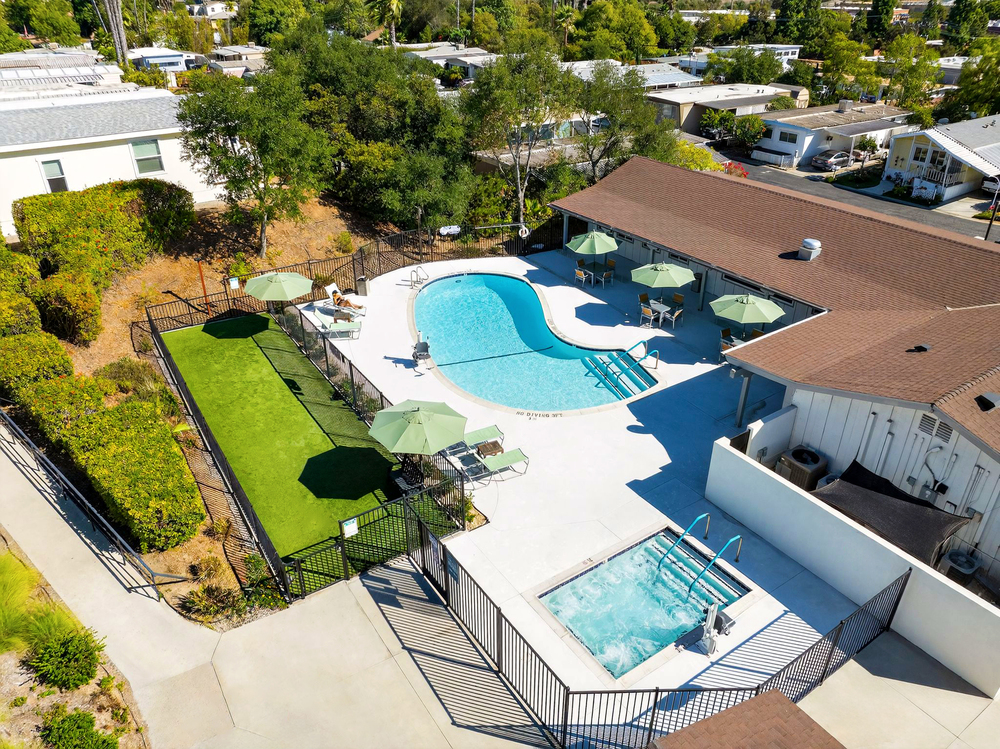 09 1120 E Mission Rd Fallbrook CA 92028 USA Exterior DJI 0570