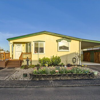 Thumbnail of mobile home