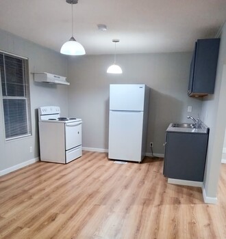 Photo of For Rent: 3-bedroom, 2-bathroom |  Marshall 39