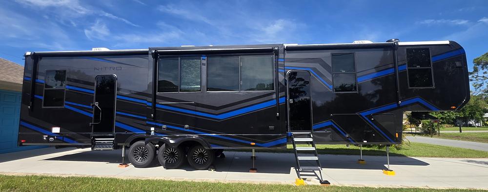 Photo of Rv