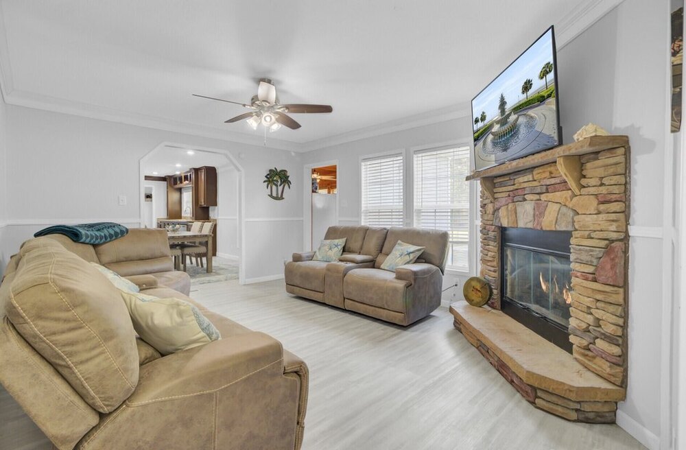Photo of Mobile Home