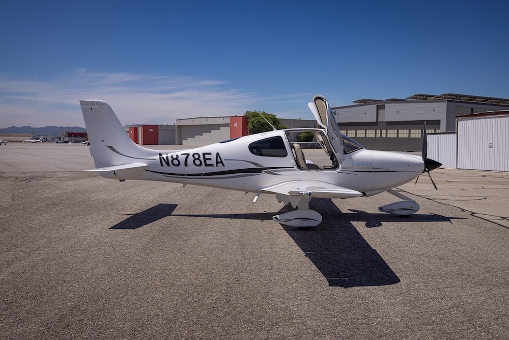 N878EA-9.jpg