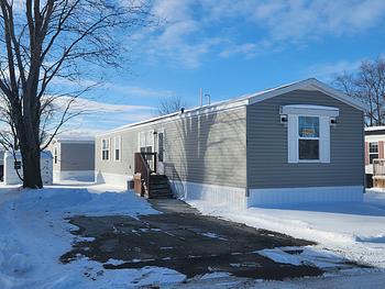 Thumbnail of mobile home