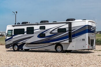 Thumbnail of RV