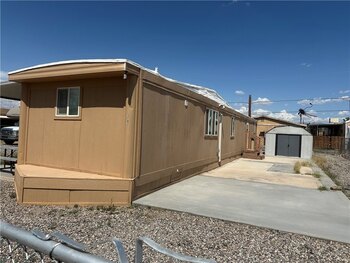 Thumbnail of mobile home