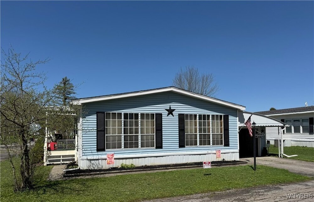 Photo of Mobile Home
