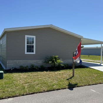 Thumbnail of mobile home