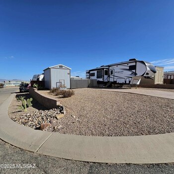 Thumbnail of mobile home lot