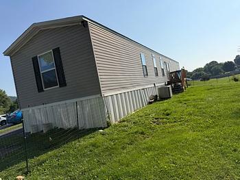 Thumbnail of mobile home