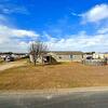 Mobile Home for Sale: 5 Bed 3 Bath 2006 Mobile Home