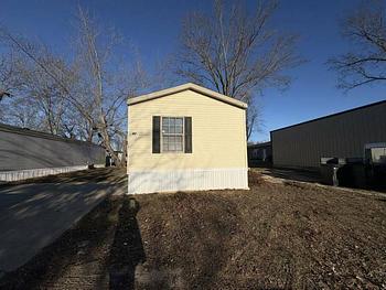 Thumbnail of mobile home