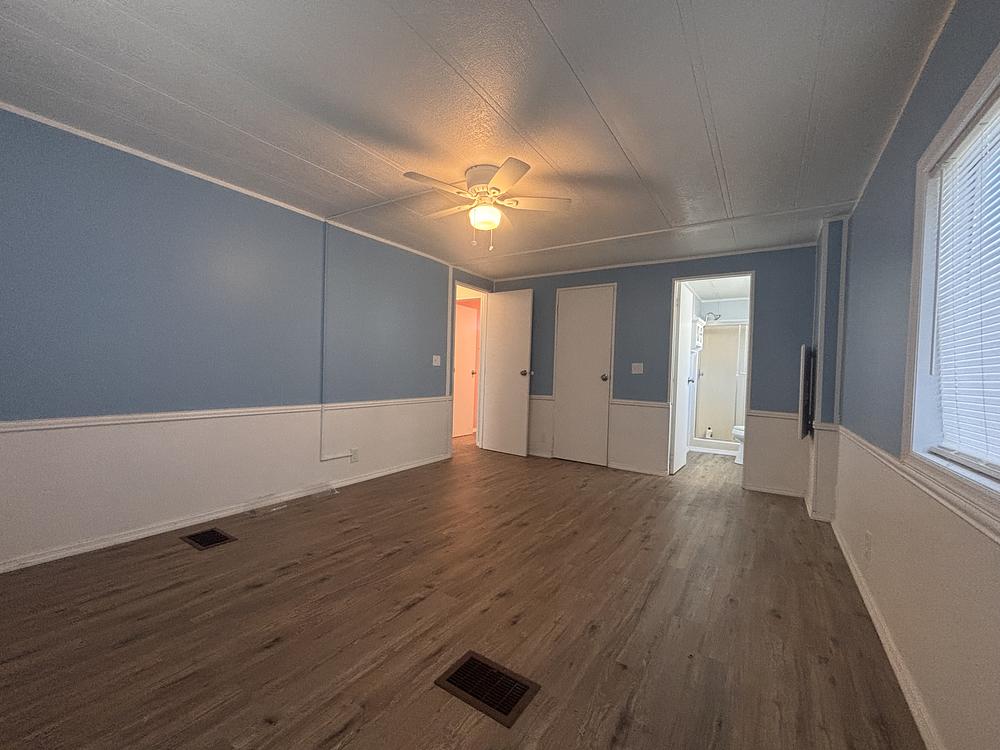 Camelot Lakes Village