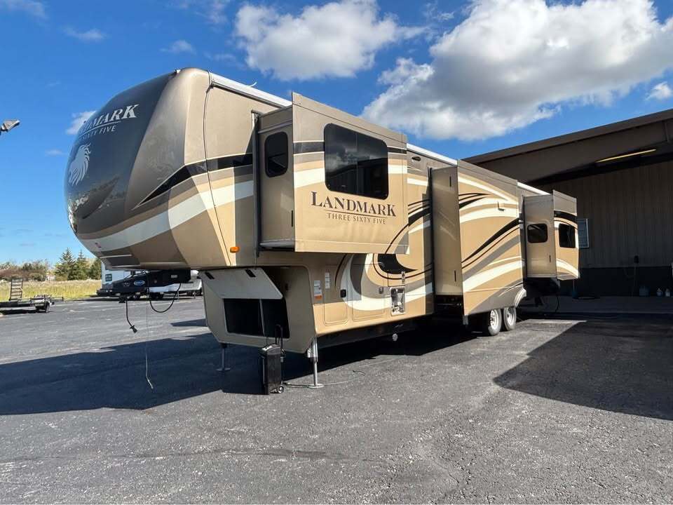 Photo of Rv